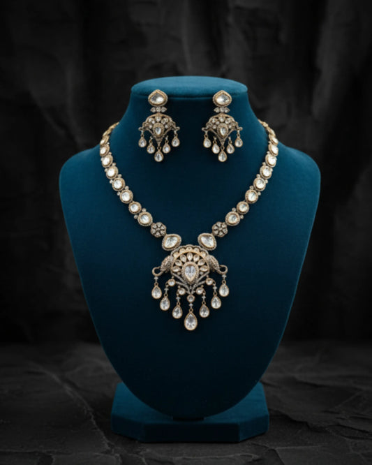 Arshiya Kundan Set Zestro