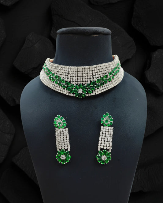 Elara Petal Necklace Set Zestro