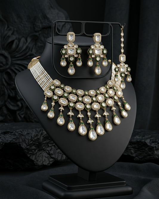 Royal Silhouette Mossinate Kundan Necklace Set
