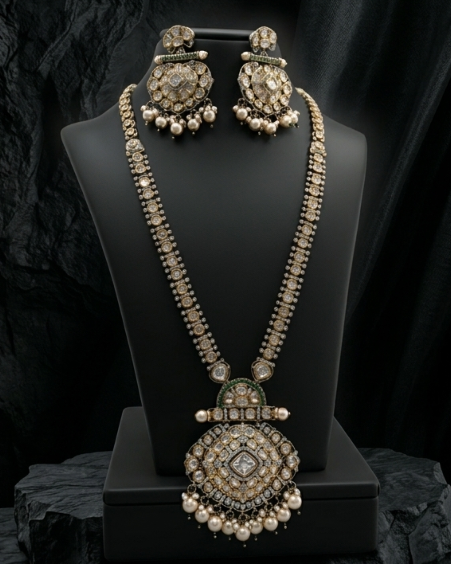 Vaidehi Royal Long Necklace Set