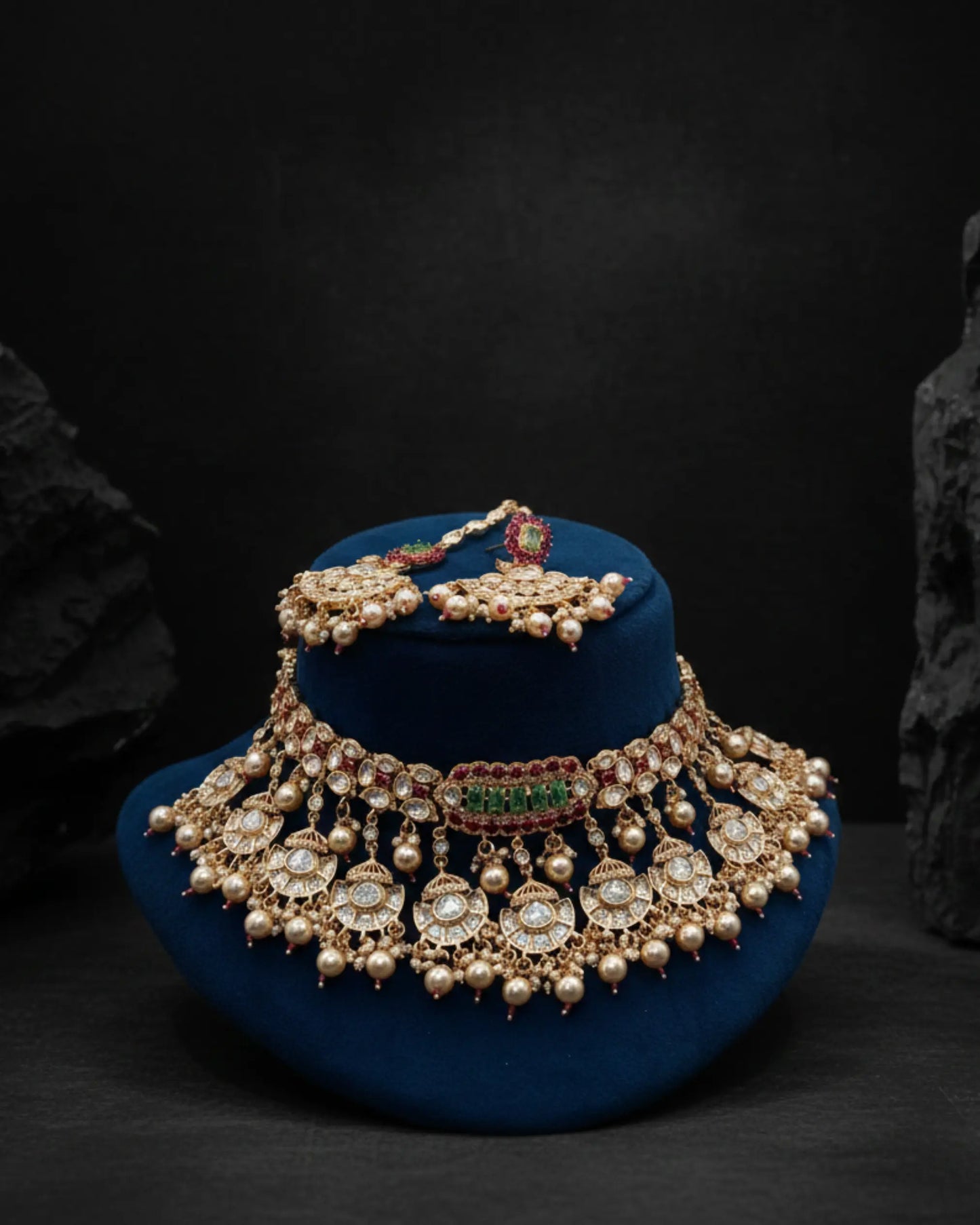 Zareen Noor Kundan Necklace Set Zestro