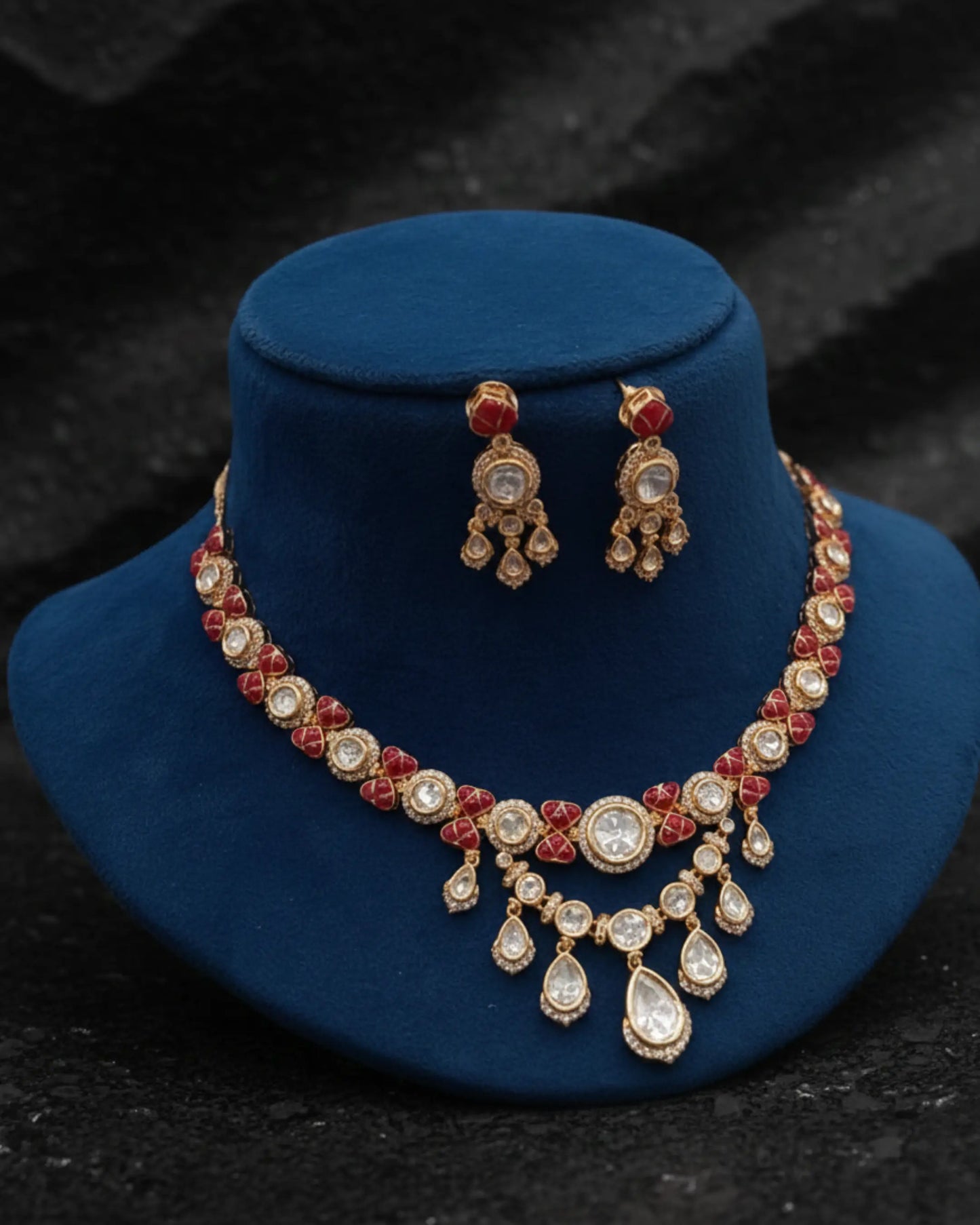 Zohra Kundan Grace Set Zestro