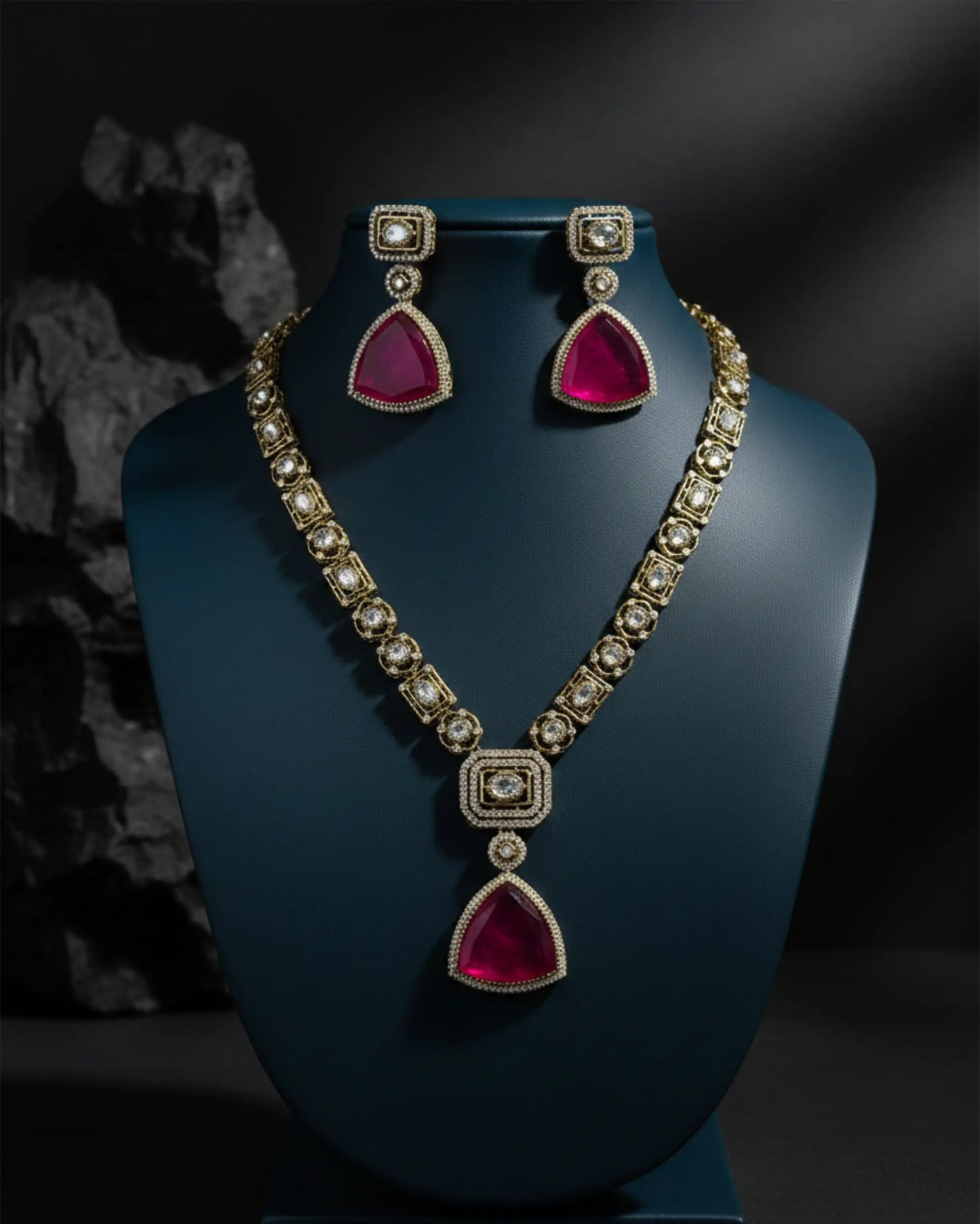 Elina Timeless Statement Set Zestro