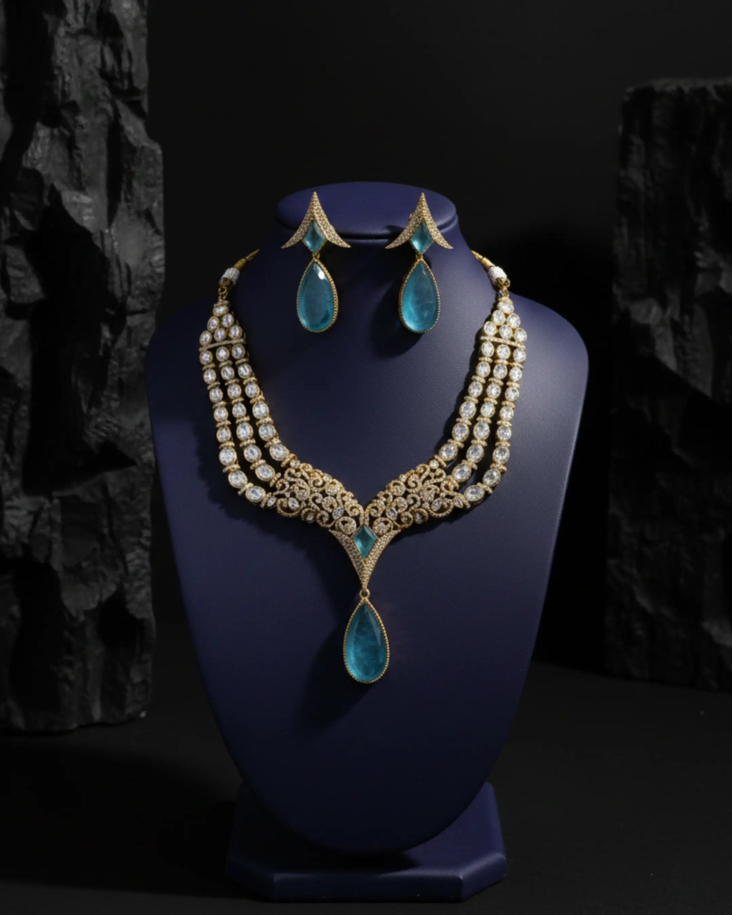 Noor Royale Necklace Set Zestro