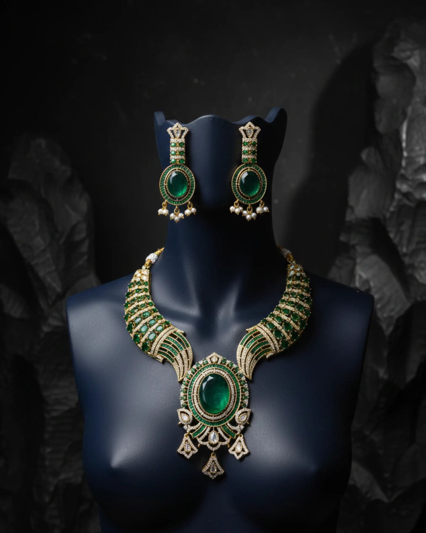 Rajwada Viraasat Necklace Set Zestro