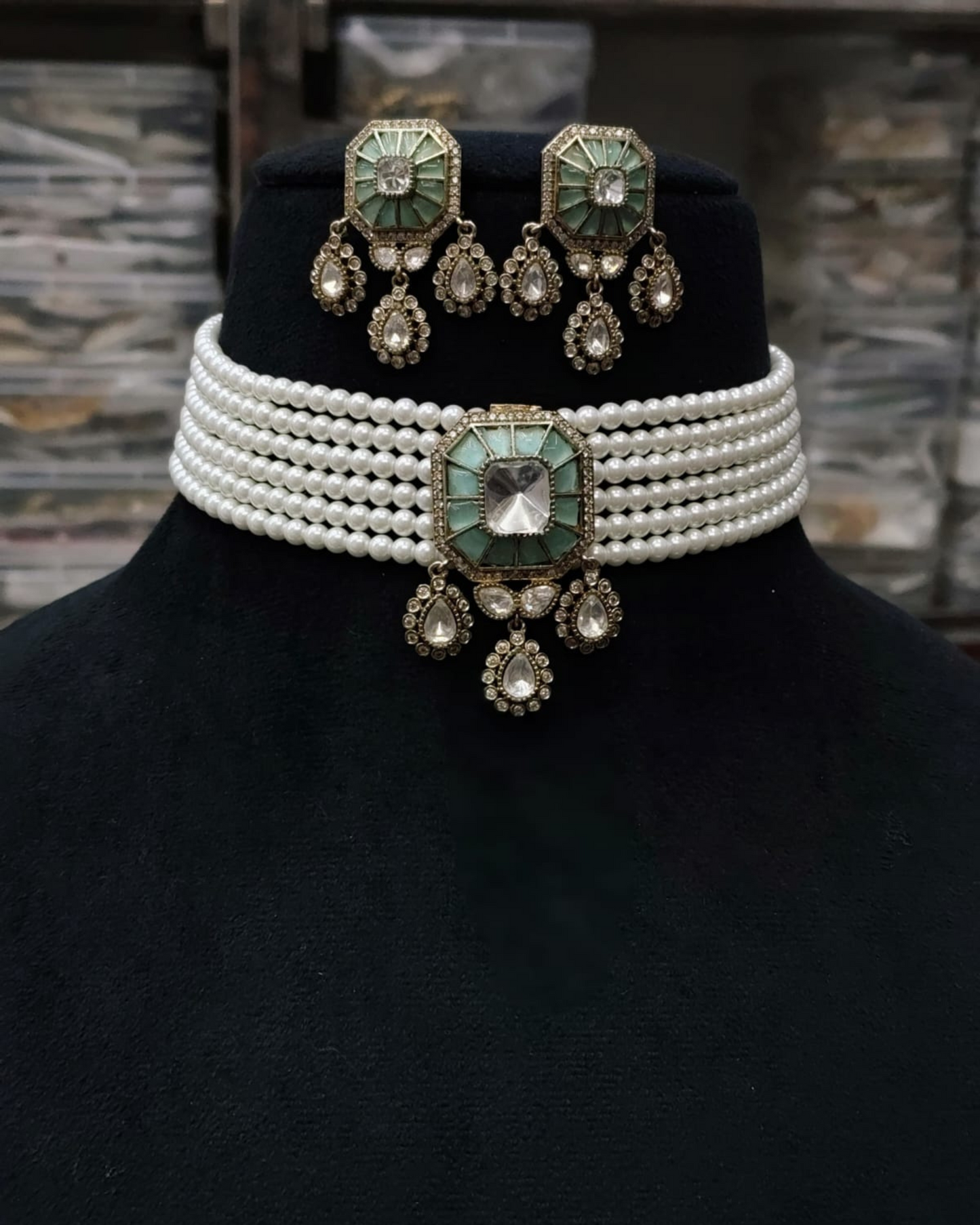 Divy Choker Set