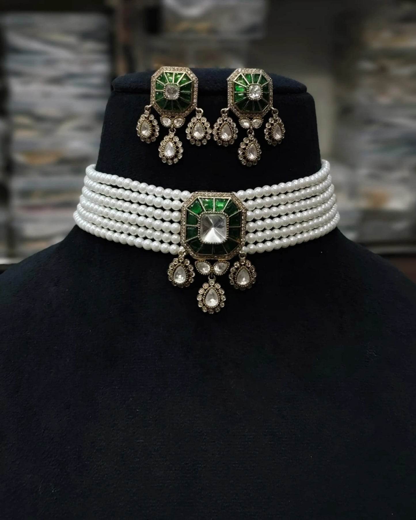 Divy Choker Set Zestro