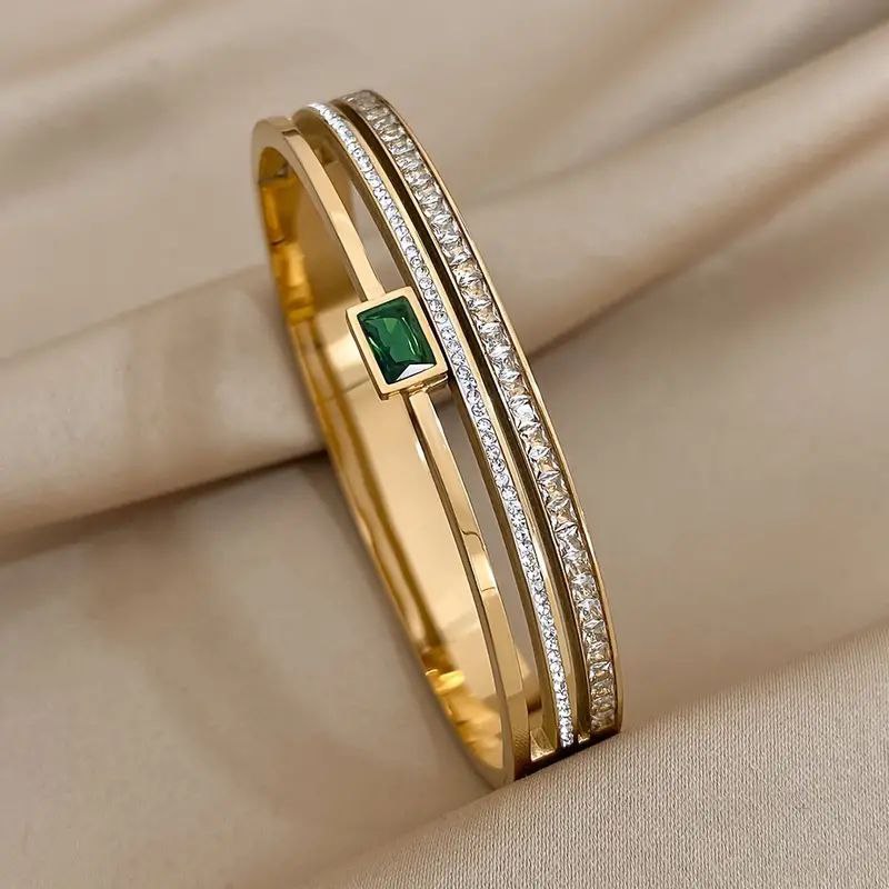 Emerald Gemstone Bracelet