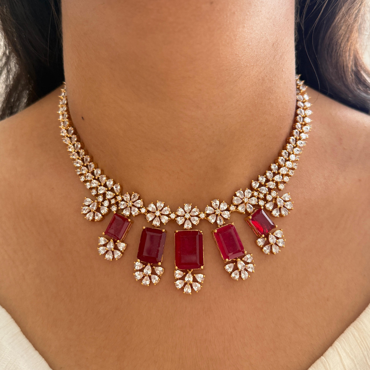 Flora Necklace Set