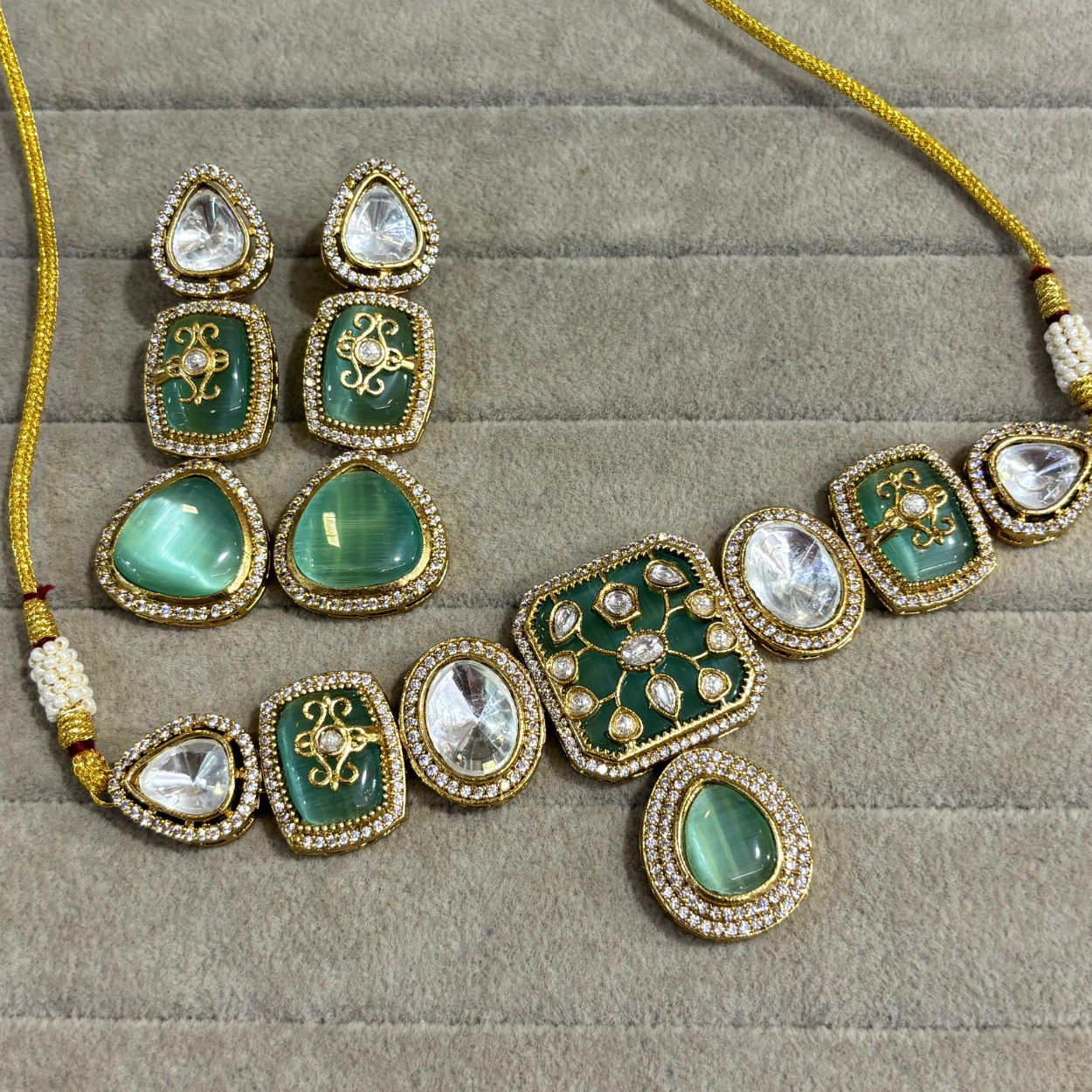 Sitara Regal Set