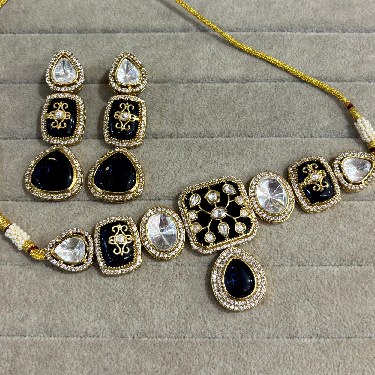 Sitara Regal Set