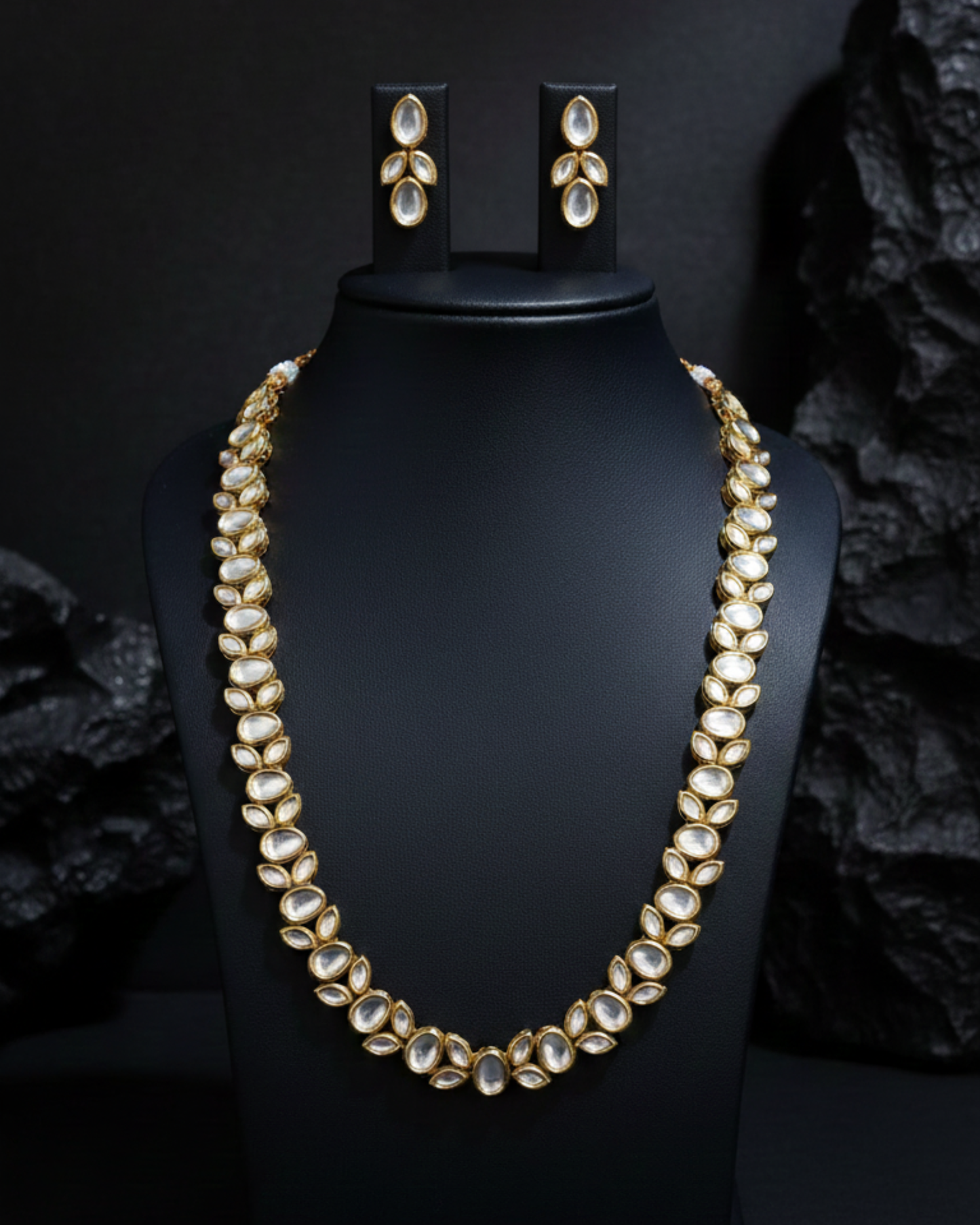 Tara Kundan Grace Set