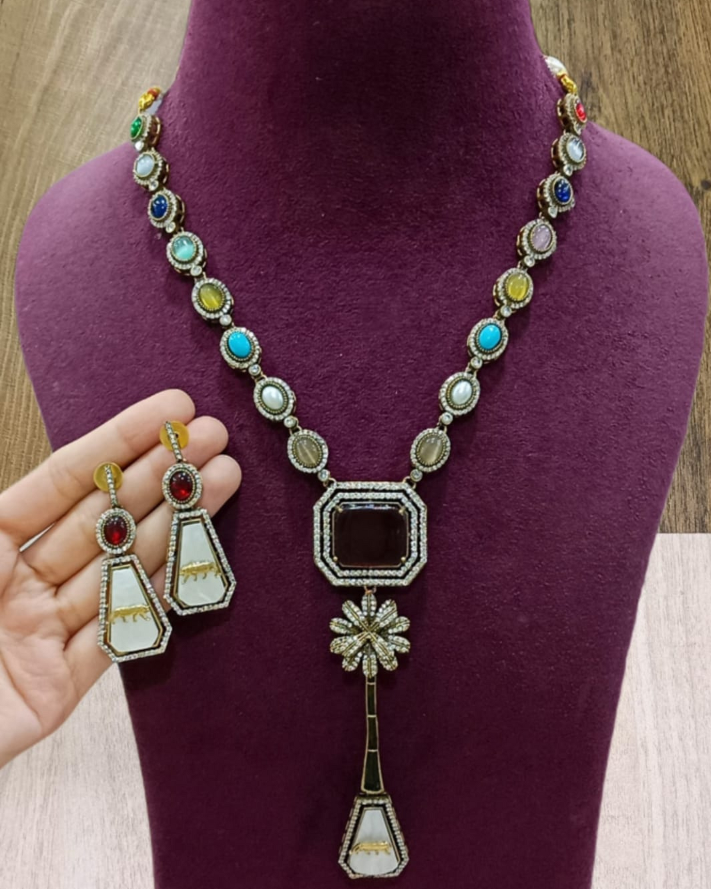 The Radiance Necklace