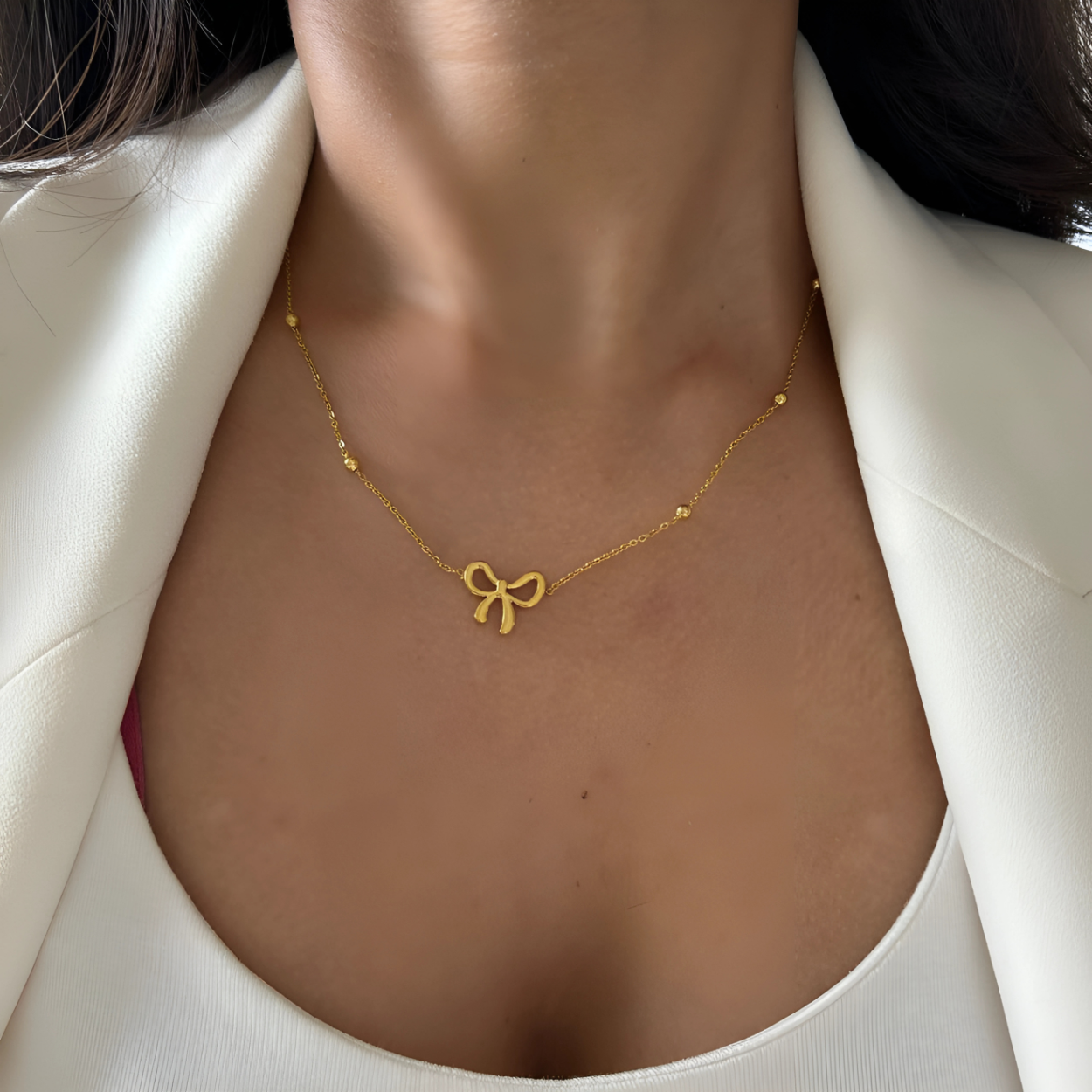 Bow Necklace