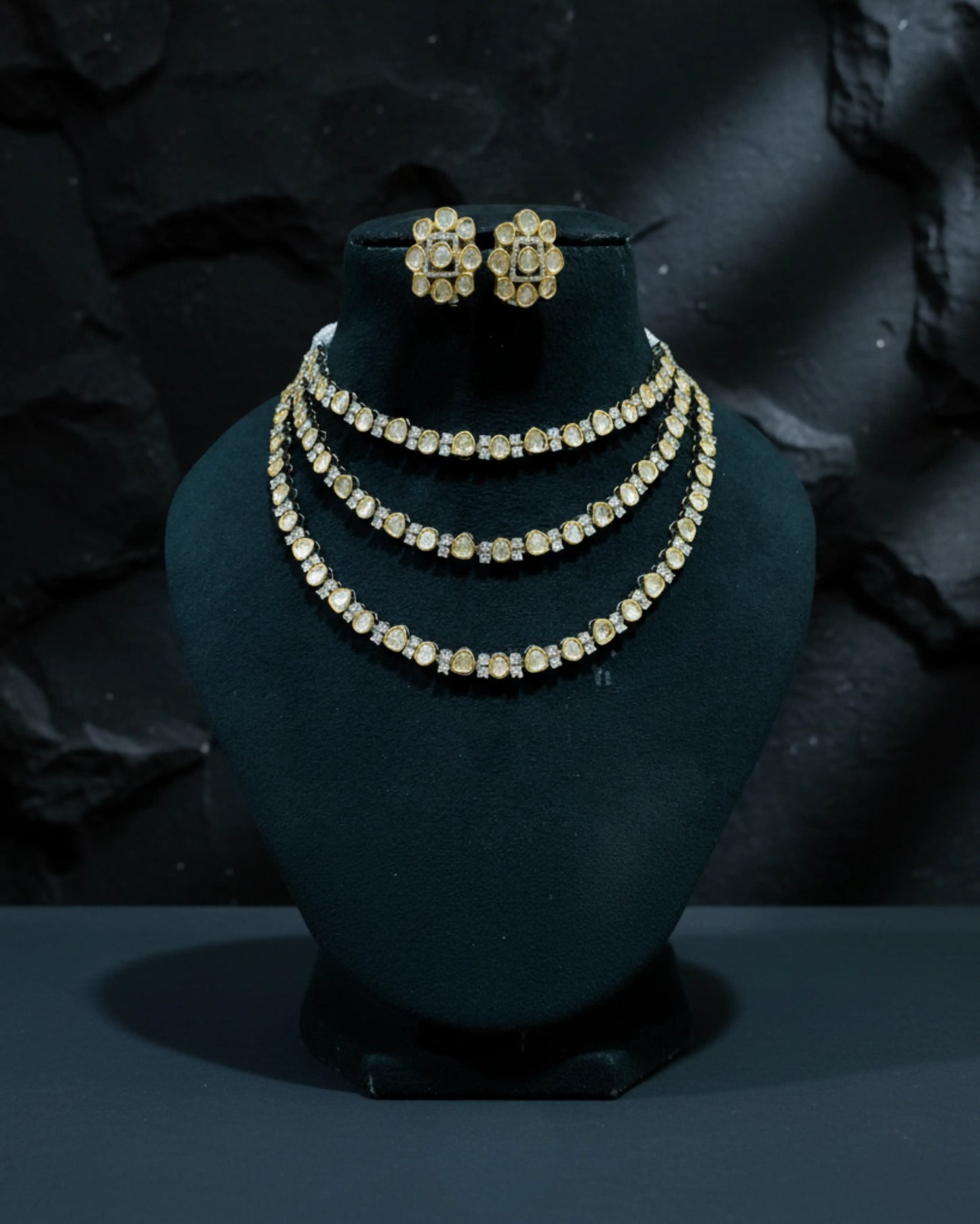 Three Layered Glint Royale Set Zestro