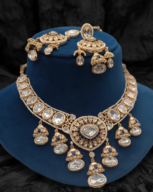Anantya Kundan Heritage Set Zestro