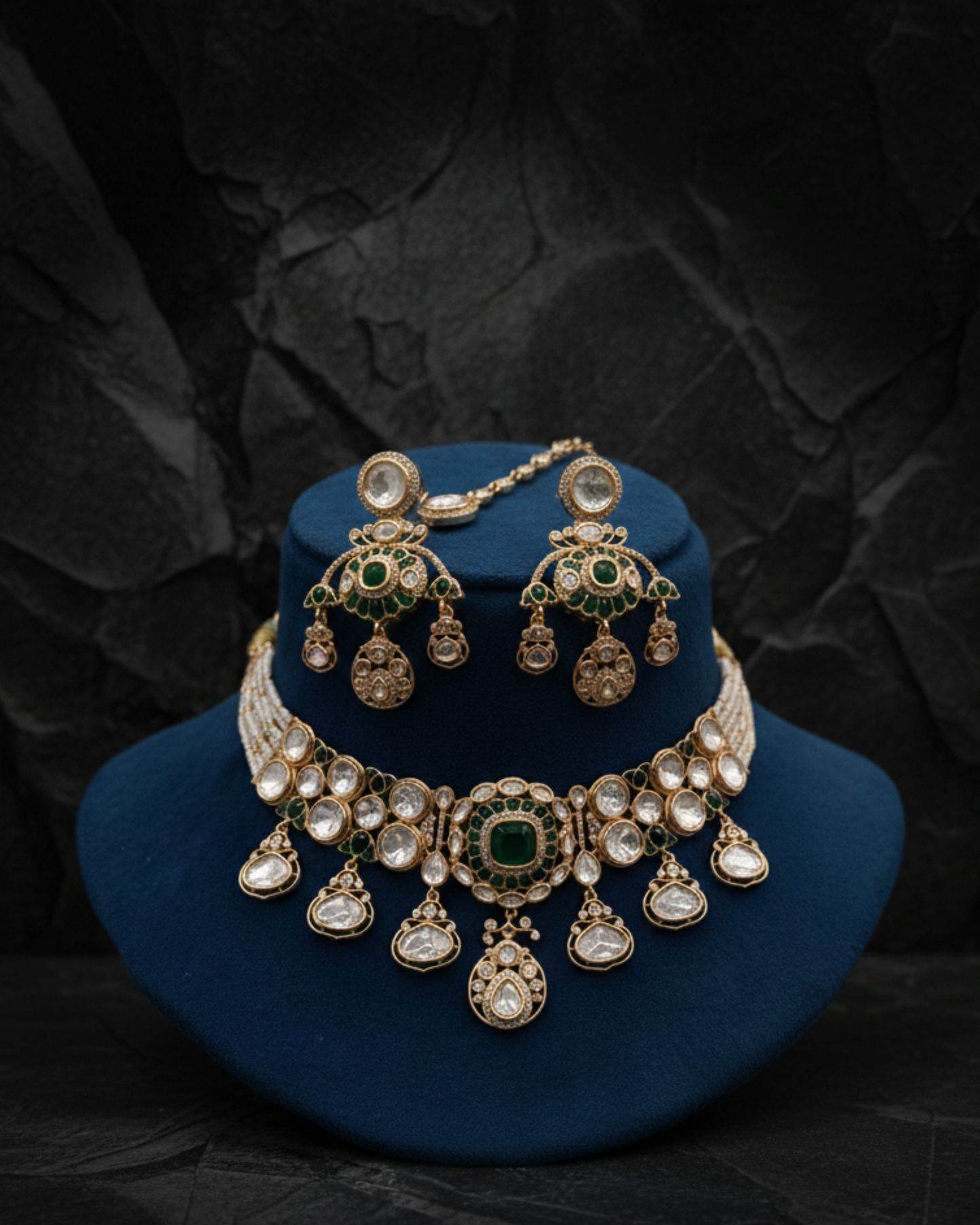 Classic Diva Ethnic Necklace Set