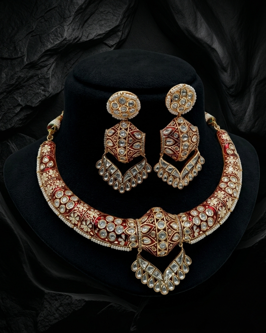 Heirloom Grace Necklace Set