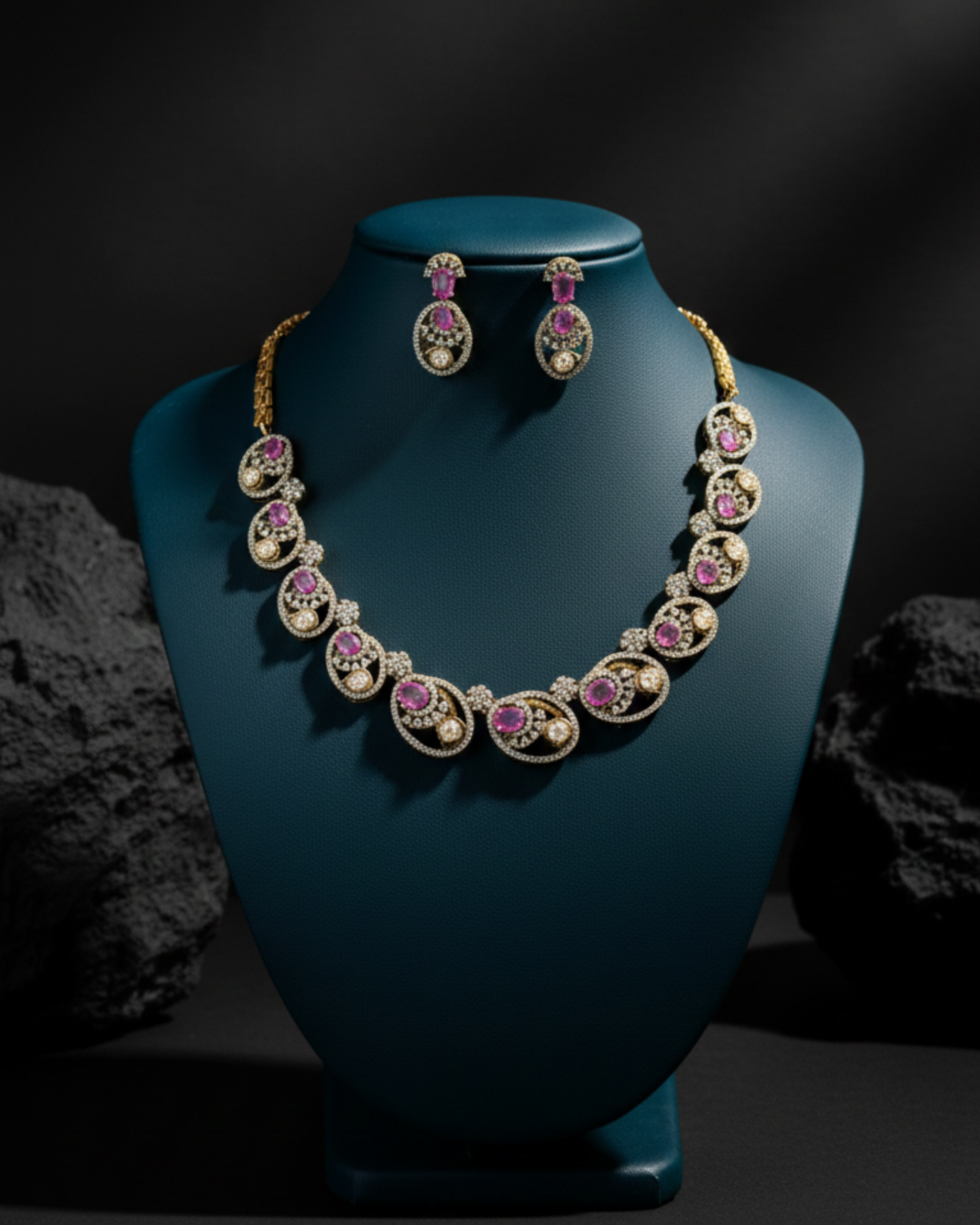 Lavanya Necklace Set