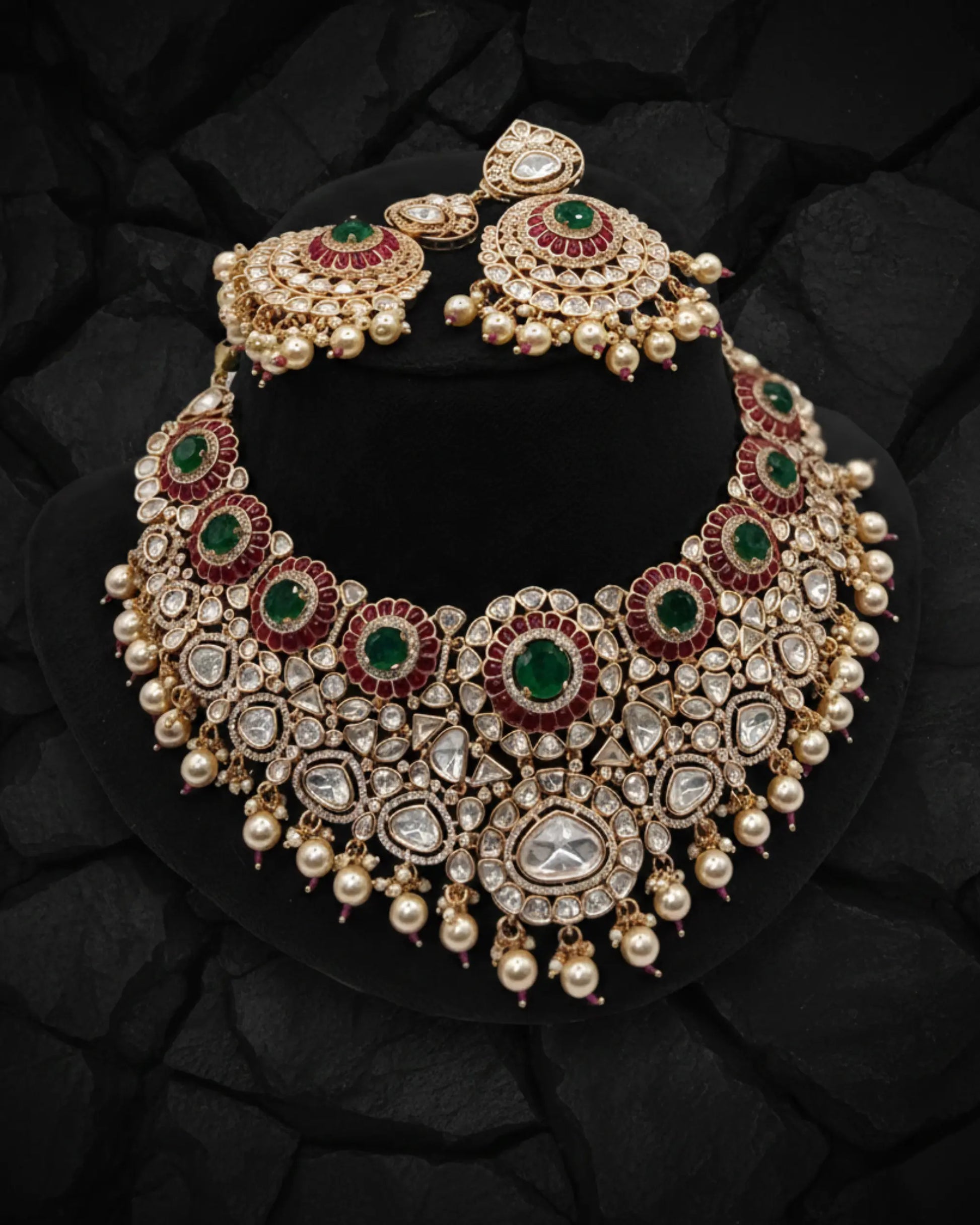 Nayra Regal Bridal Set Zestro