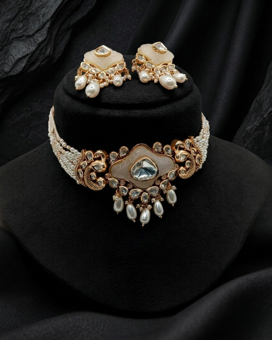 Noori Pearl Choker Set