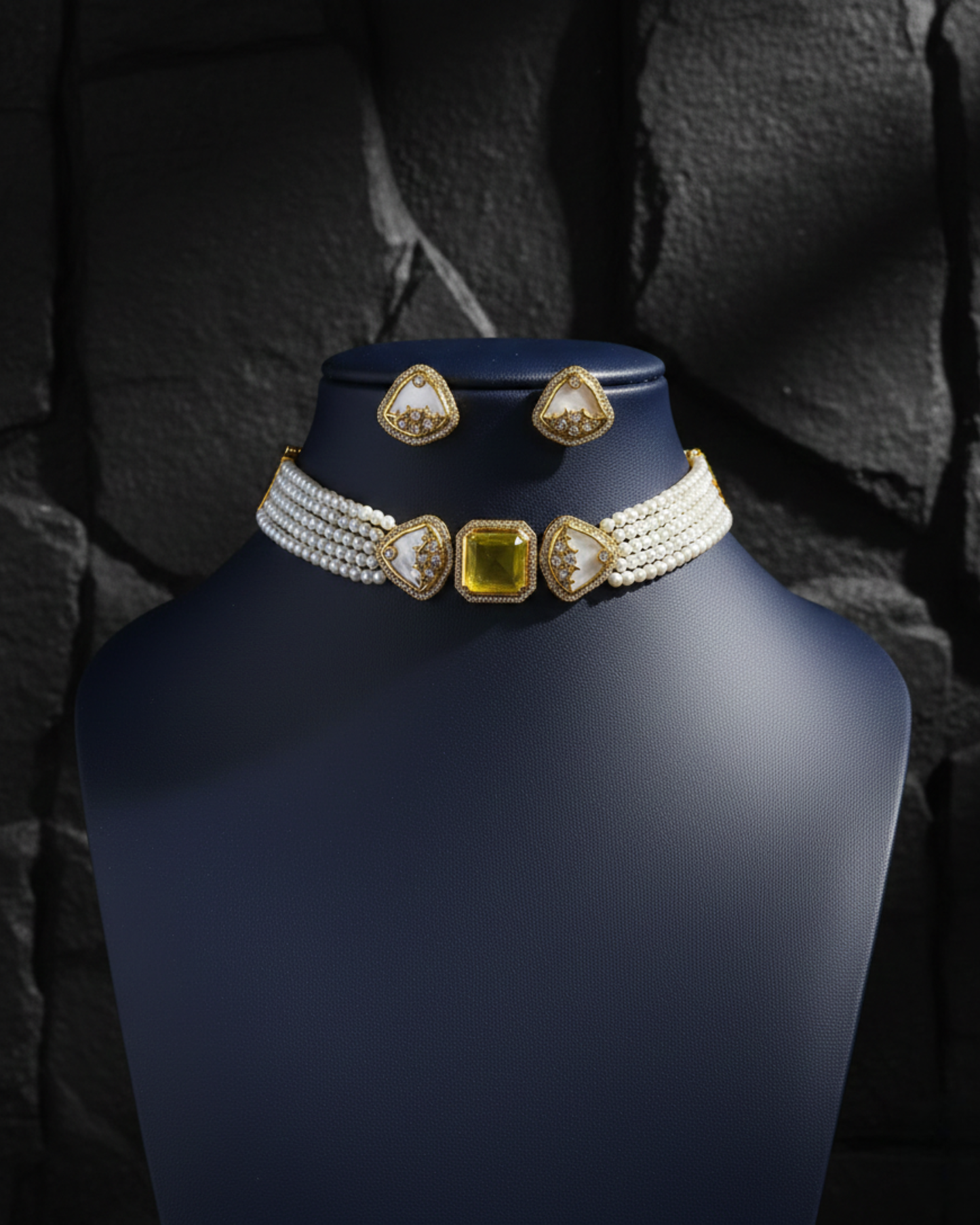 Noorjahan Pearl Kundan Choker Set