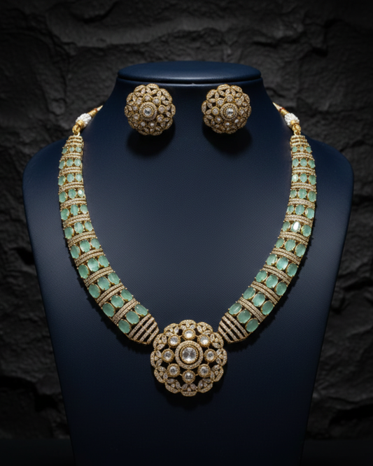 Ornate Cluster Statement Set