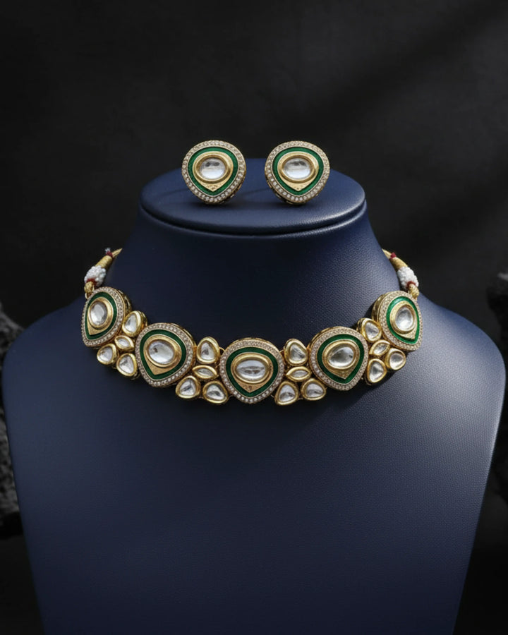 Ornate Kundan Choker Set Zestro