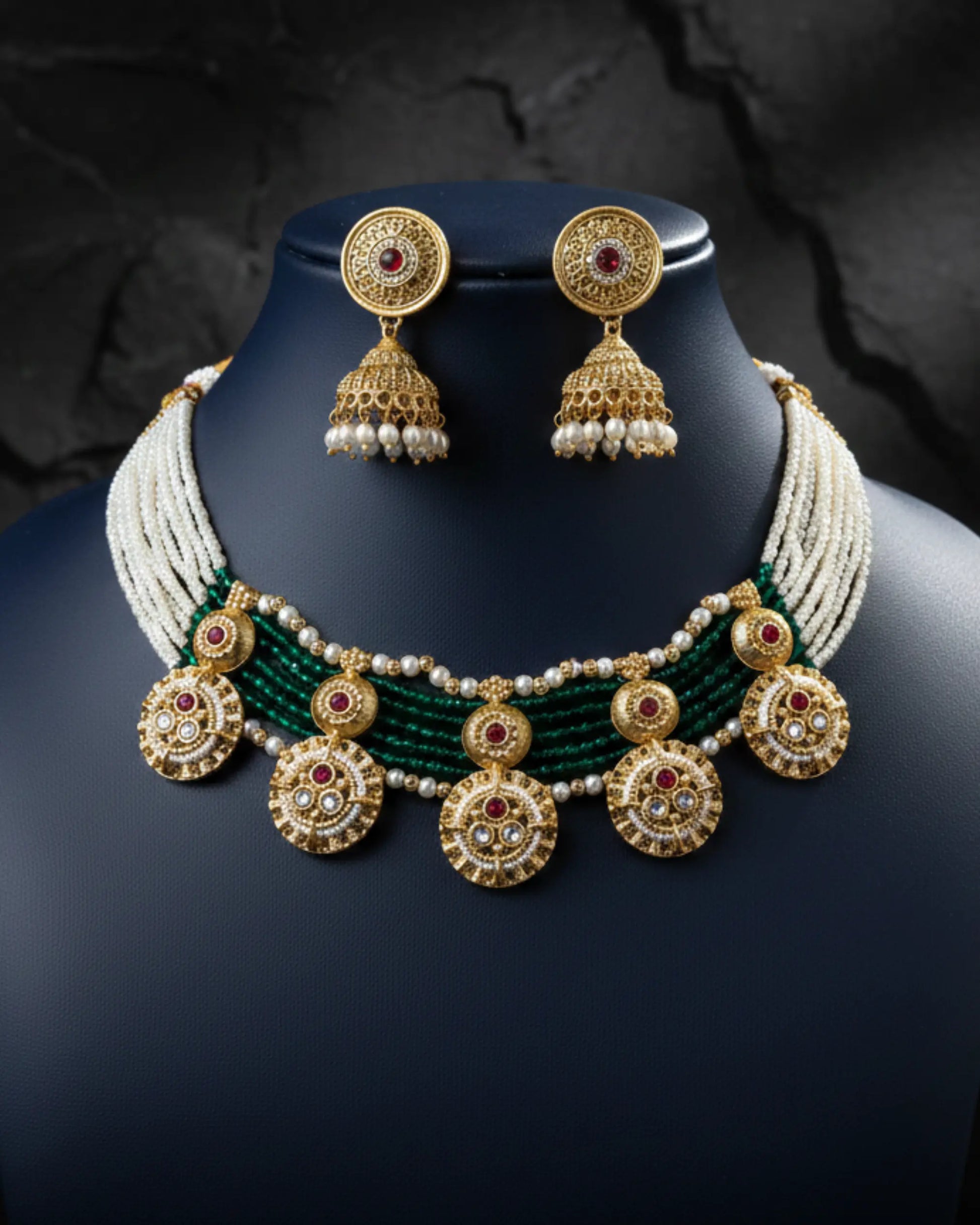 Rajvika Heirloom Necklace Set Zestro