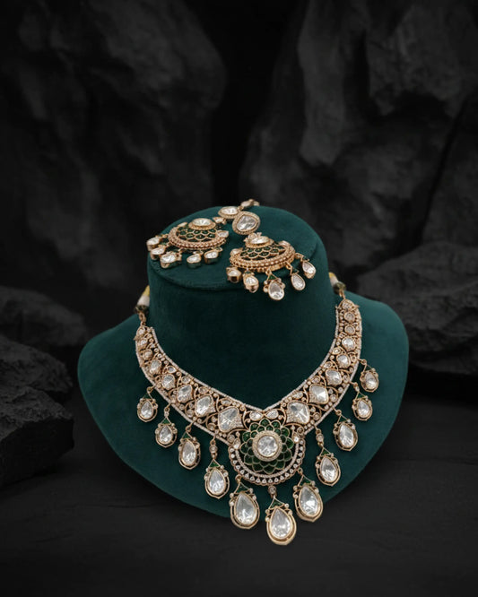Rajvika Moissanite Kundan Set Zestro