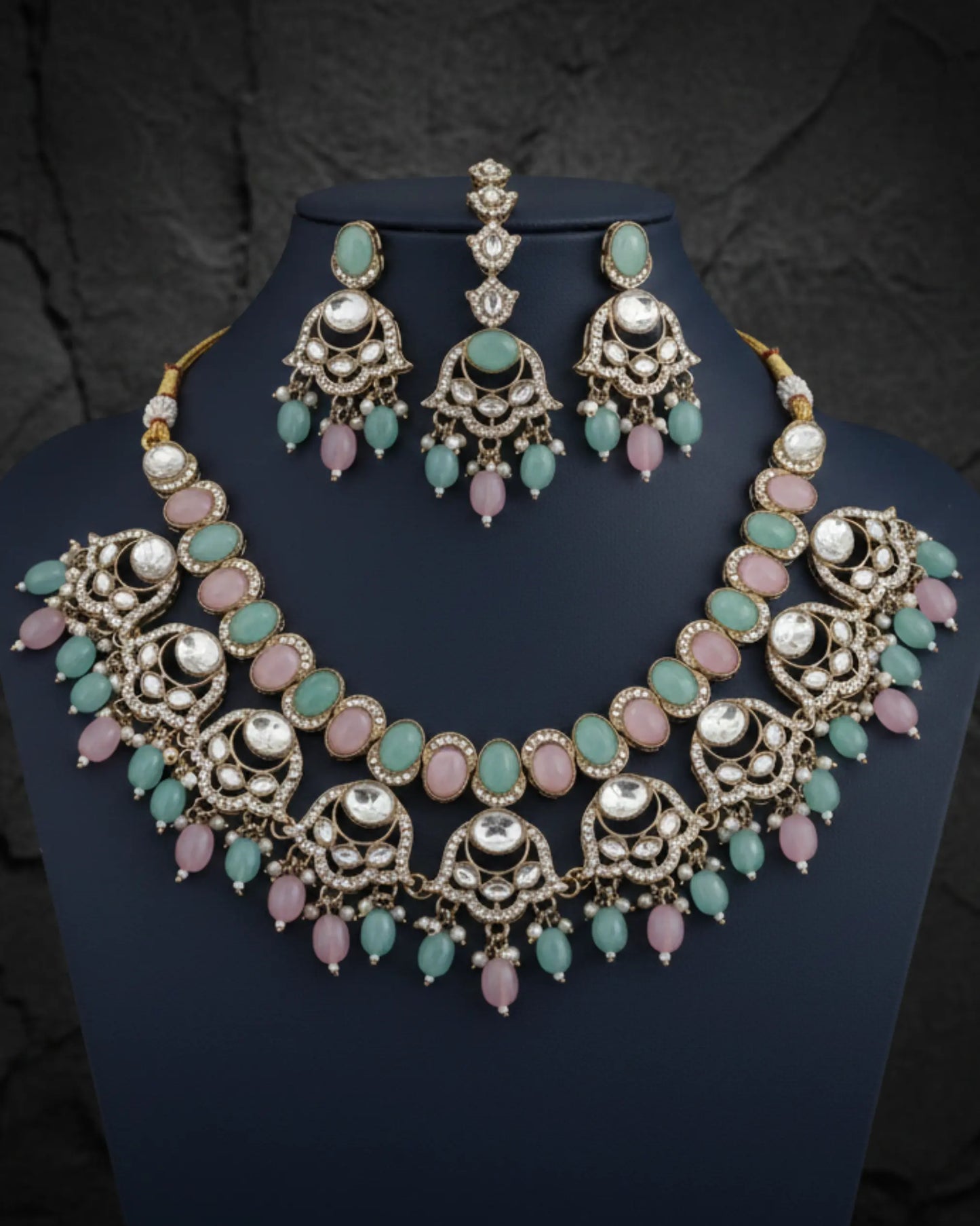 Seraphine Necklace Set Zestro
