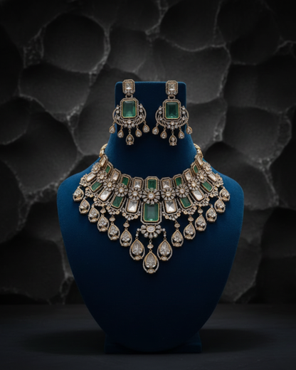 Zehan Moissanite Kundan Necklace Set