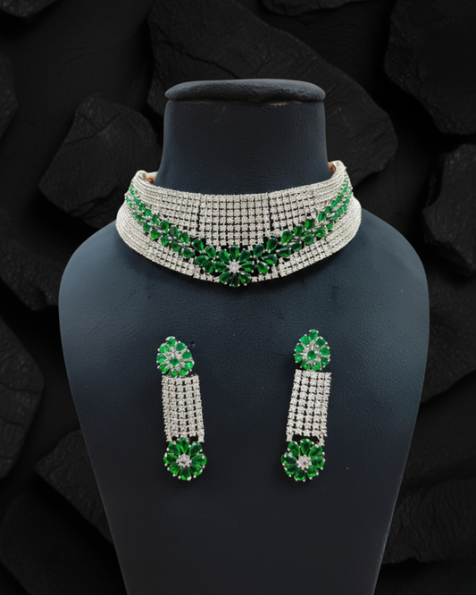 Elara Petal Necklace Set