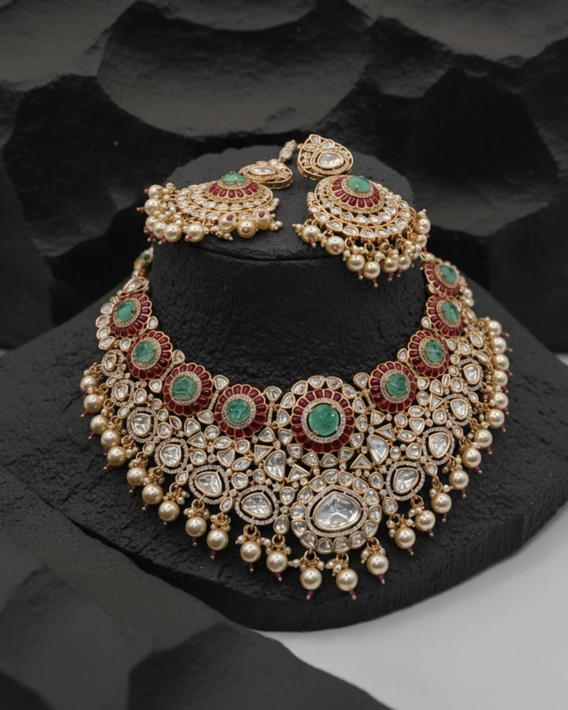 Nayra Regal Bridal Set Zestro