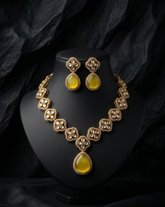 Royal Petal Teardrop Necklace Set