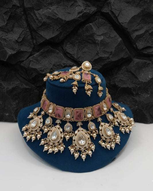 Ruhika Royal Kundan Necklace Set Zestro