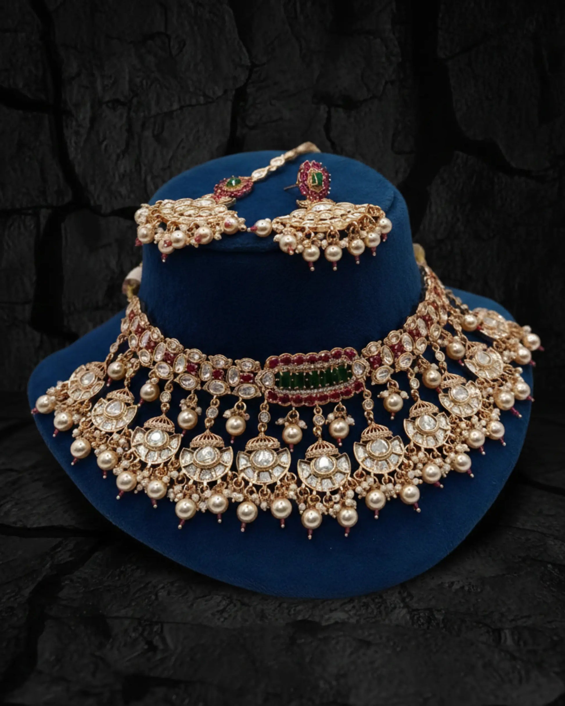 Zareen Noor Kundan Necklace Set Zestro