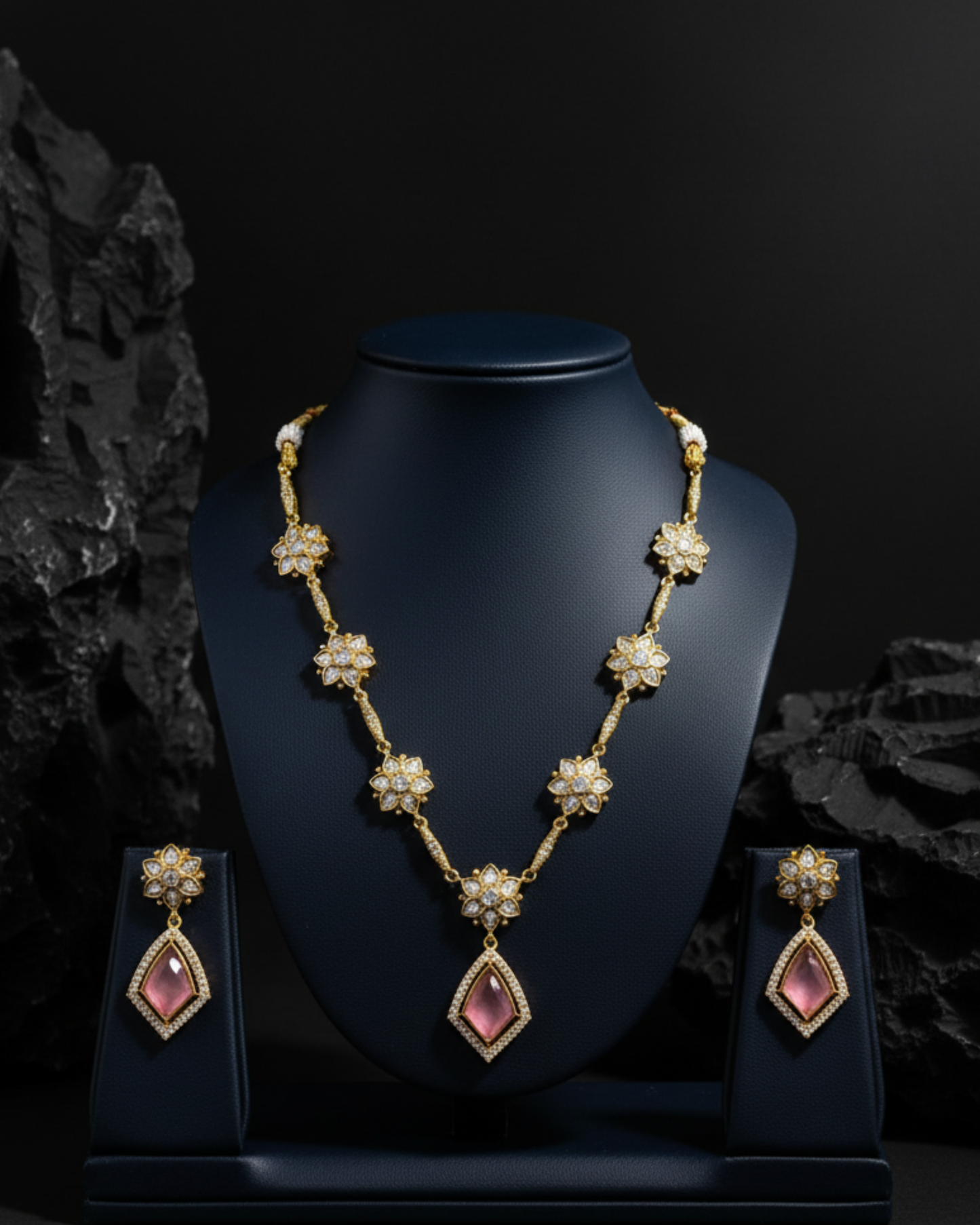 Iraa Floral Grace Necklace Set