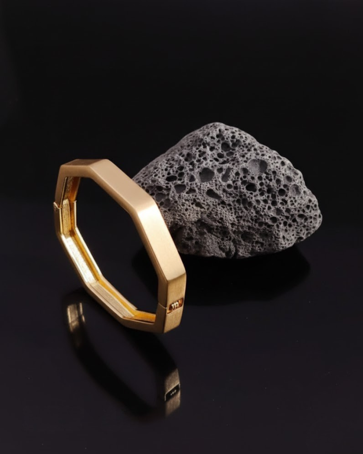 Matt Finish Openable Bracelet