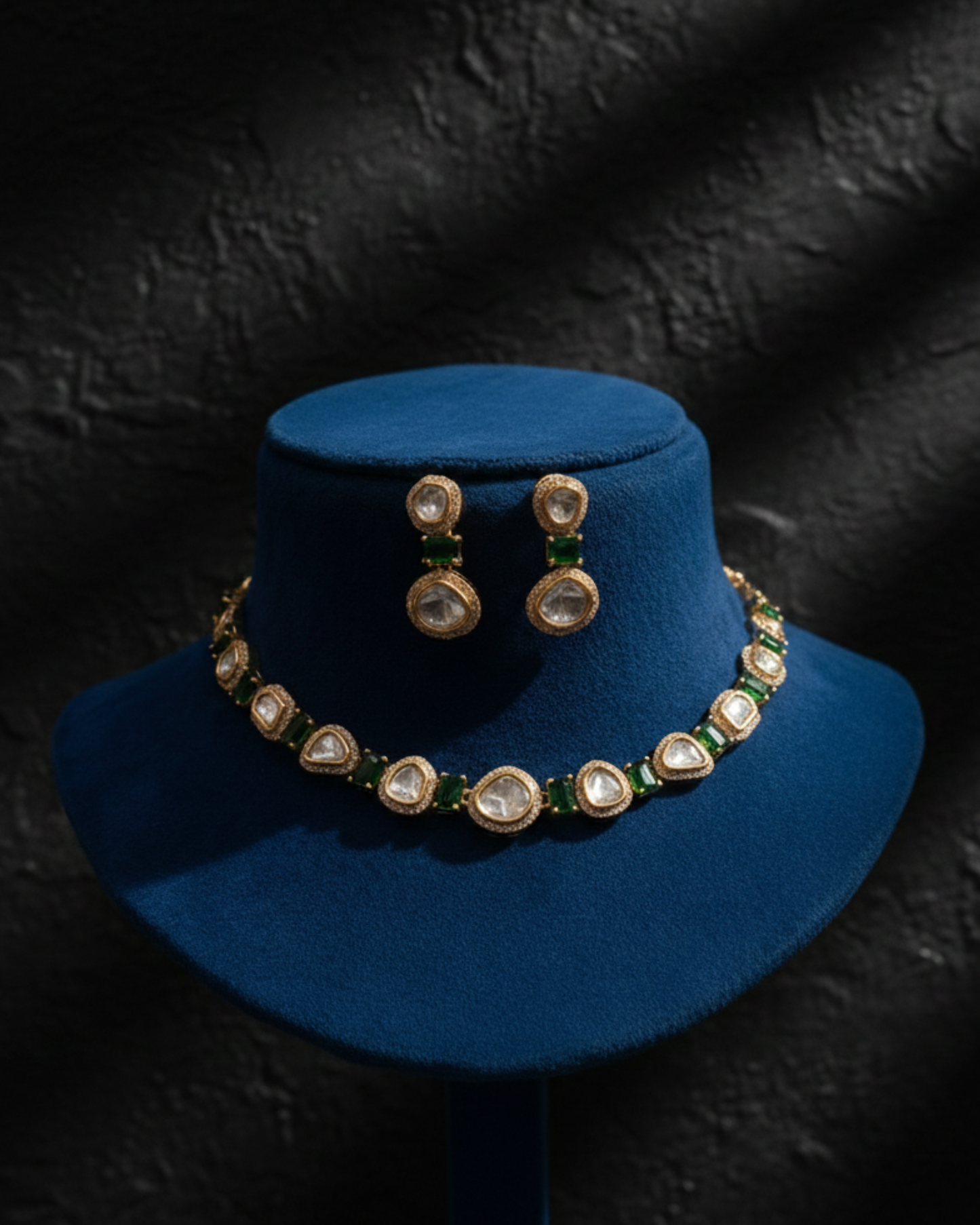 Niyara Charm Necklace Set