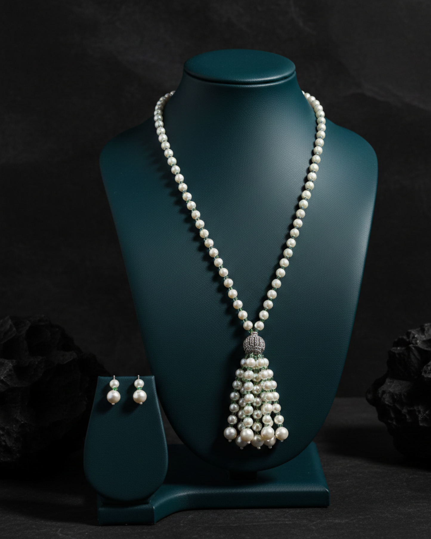 Pearl Fall Tassel Set