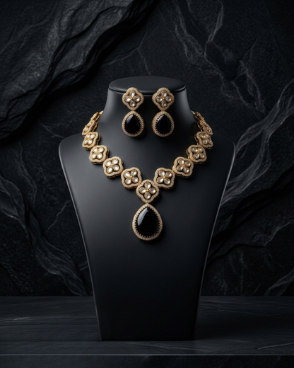 Royal Petal Teardrop Necklace Set