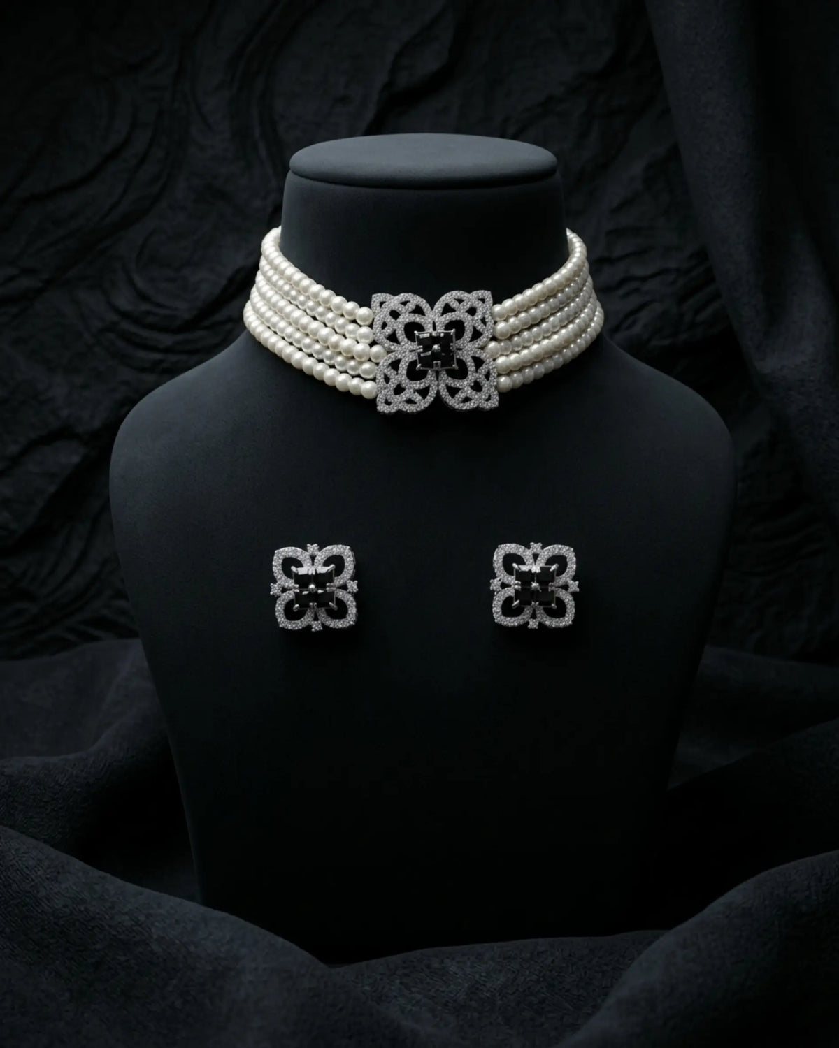Trisha Pearl Choker Set Zestro