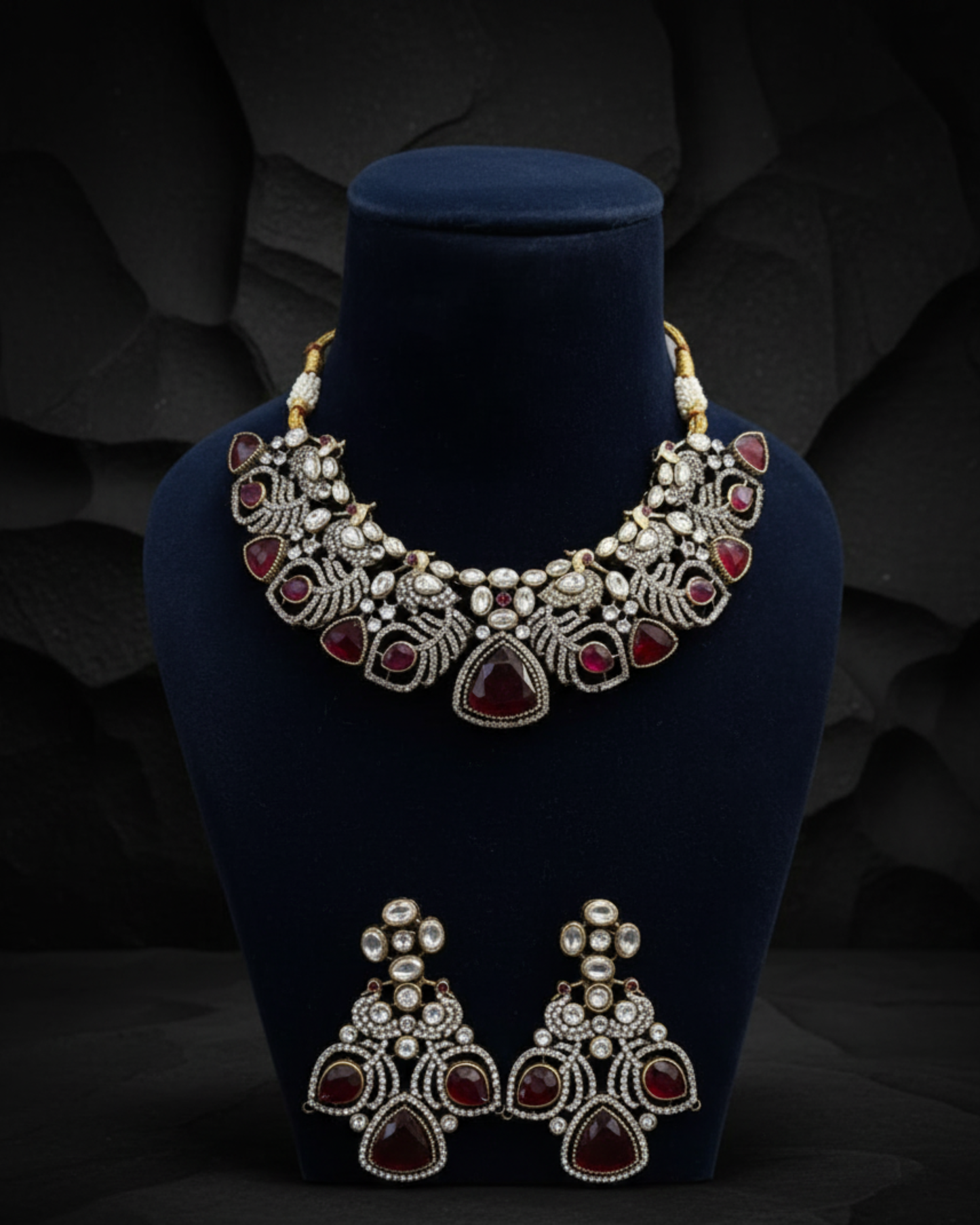 Vanshika Heirloom Set