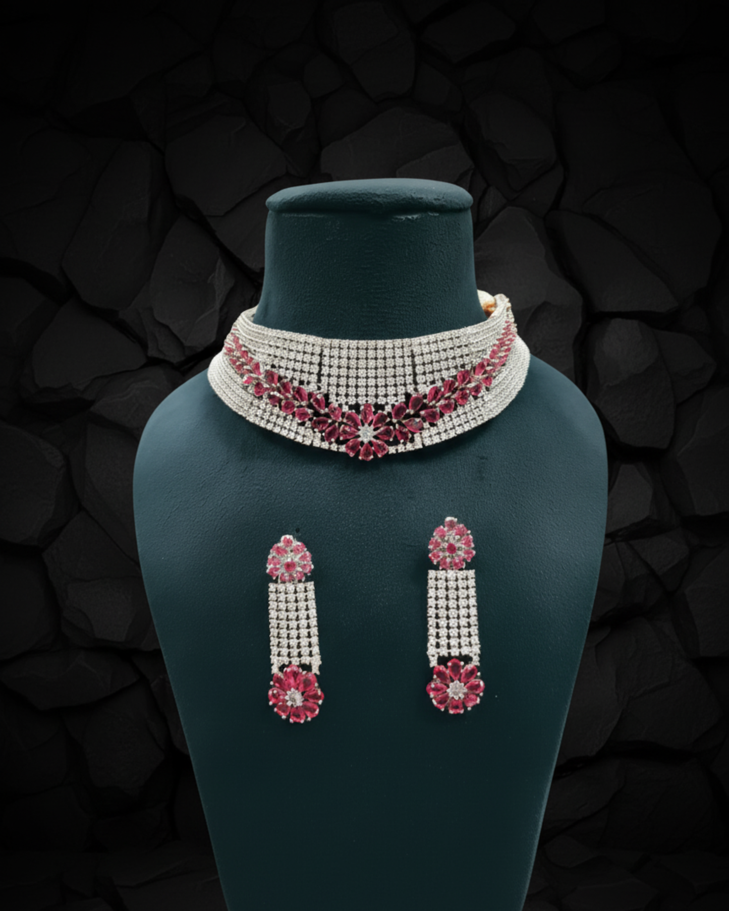 Elara Petal Necklace Set