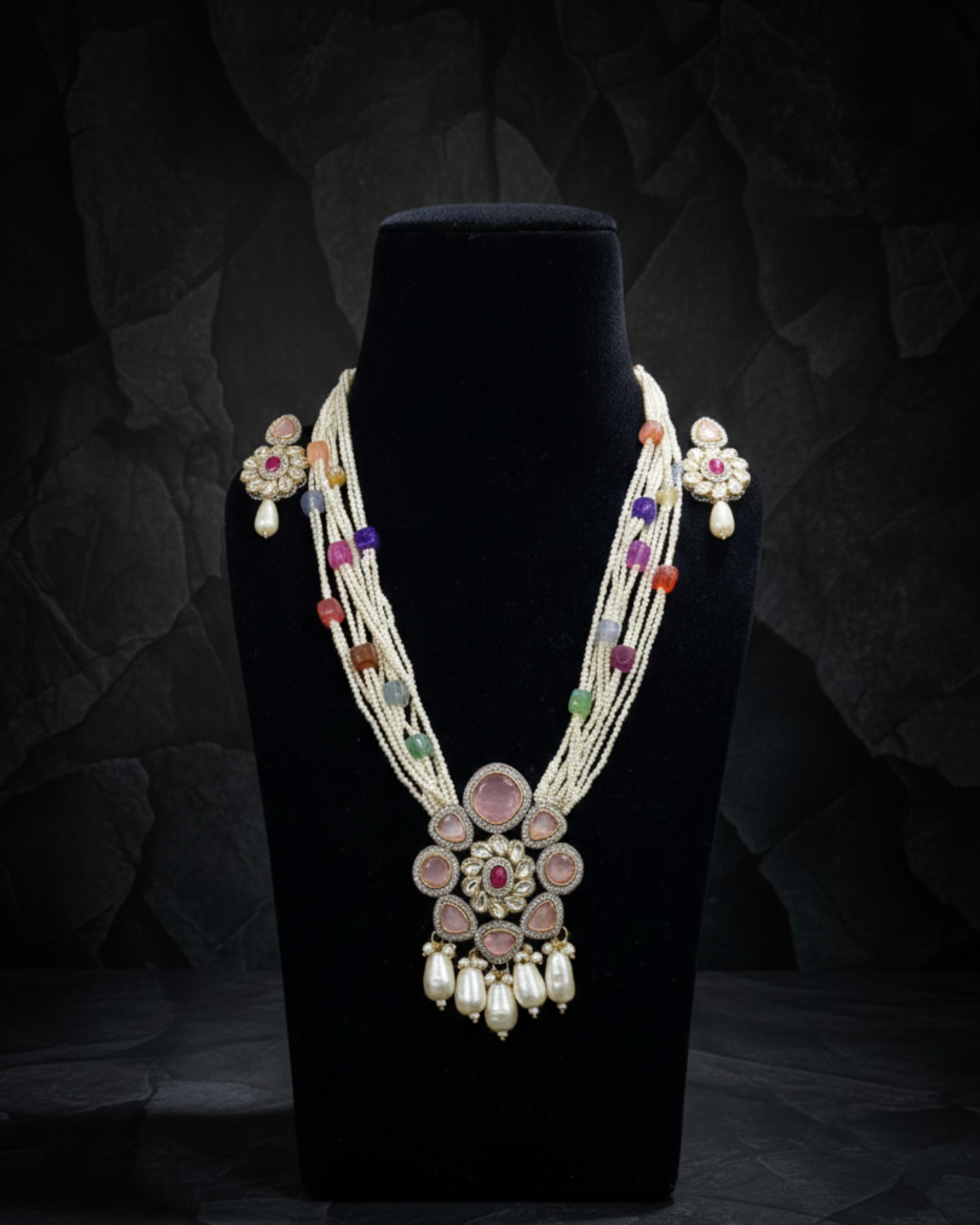 Navira Heritage Pendant Mala