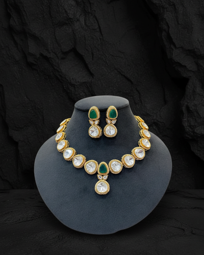 Nivara Uncut Kundan Necklace Set