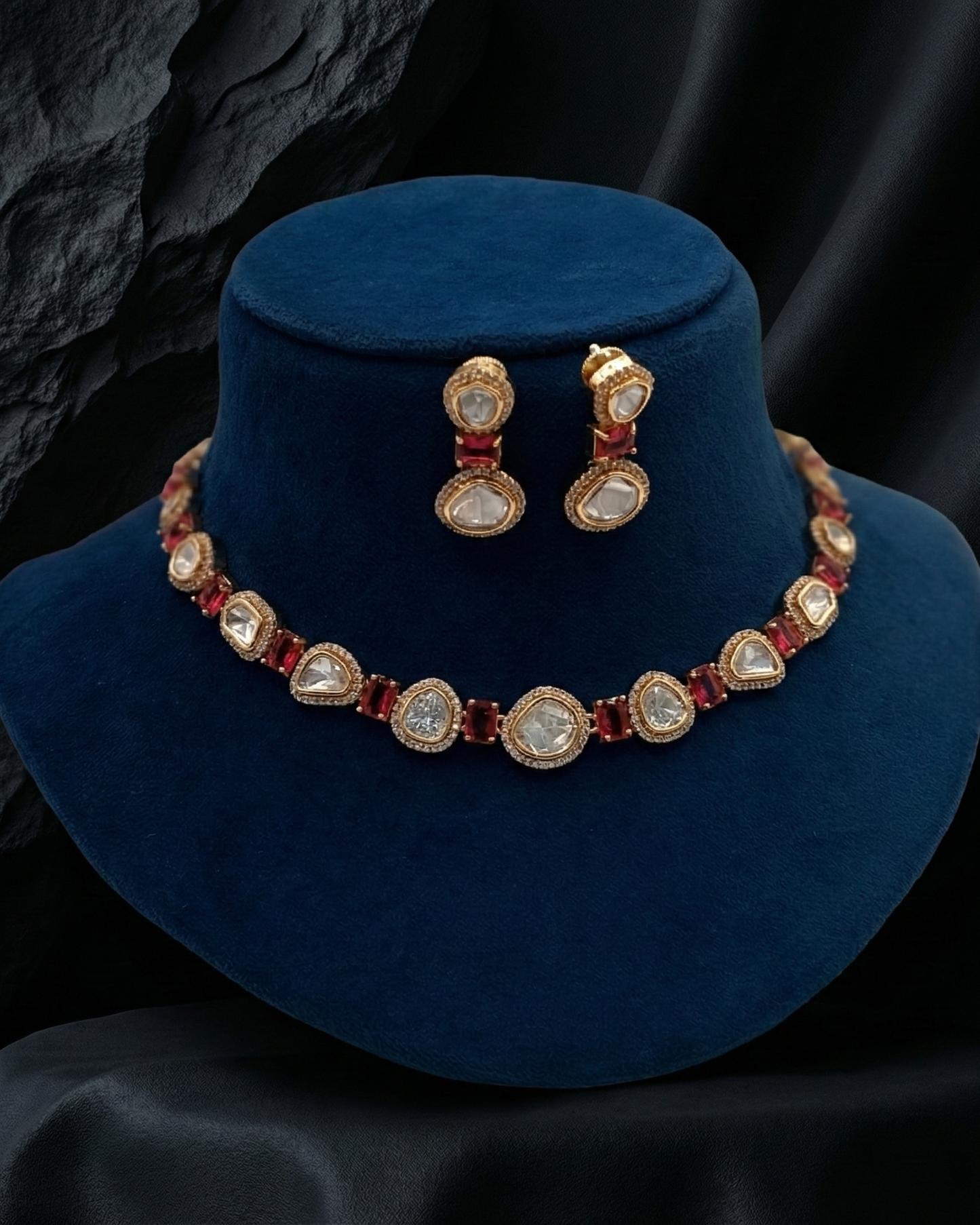 Niyara Charm Necklace Set