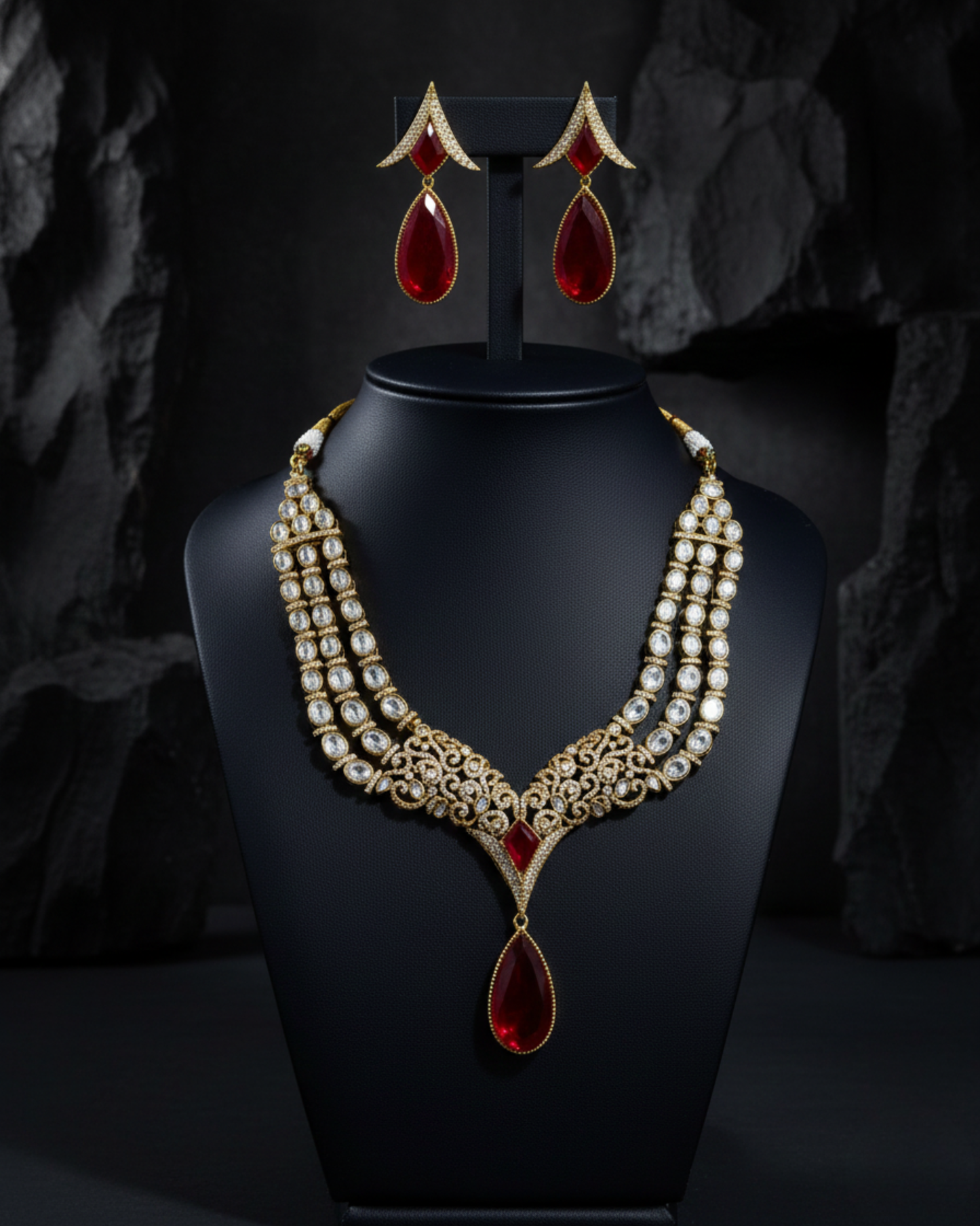 Noor Royale Necklace Set