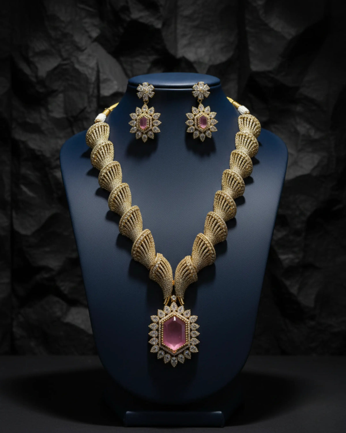 The Cone Cascade Statement Set Zestro